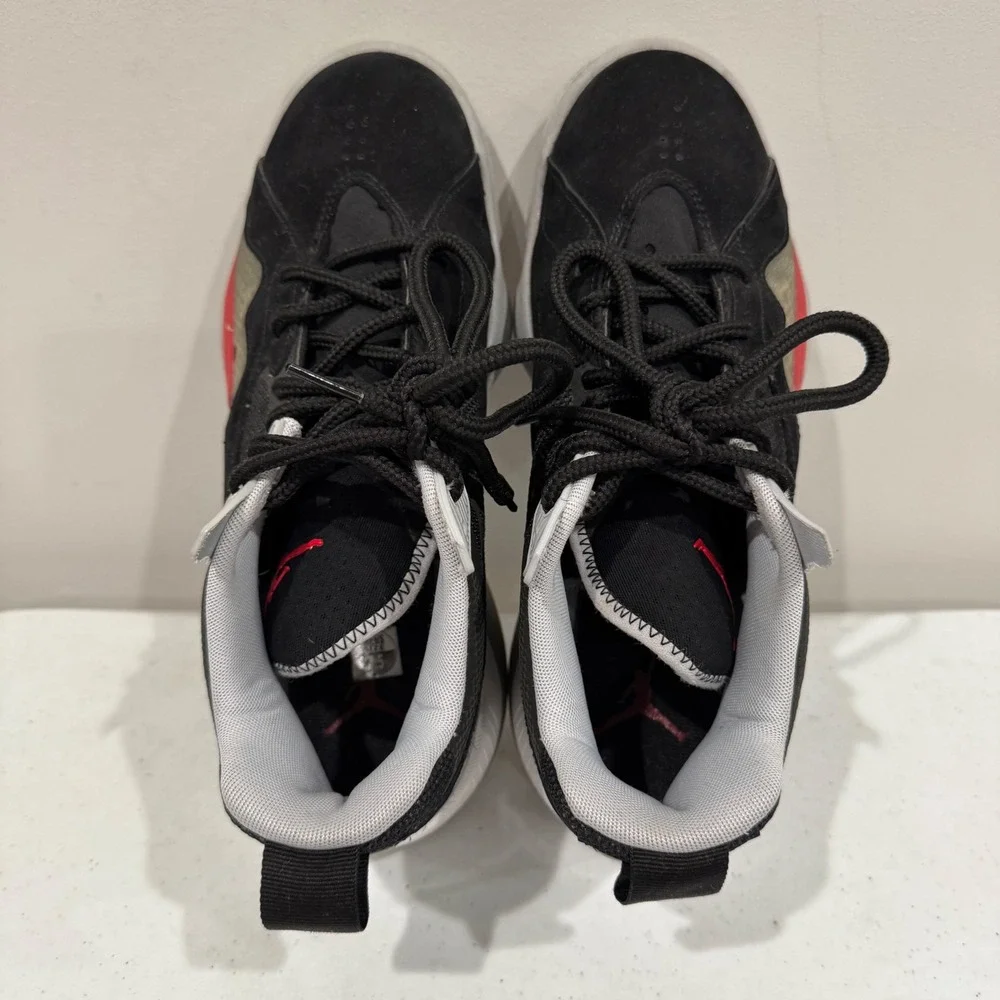 Jordan zoom 92